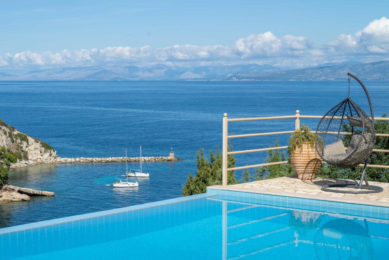 Pangolas Apartments Paxos Longós Exterior photo