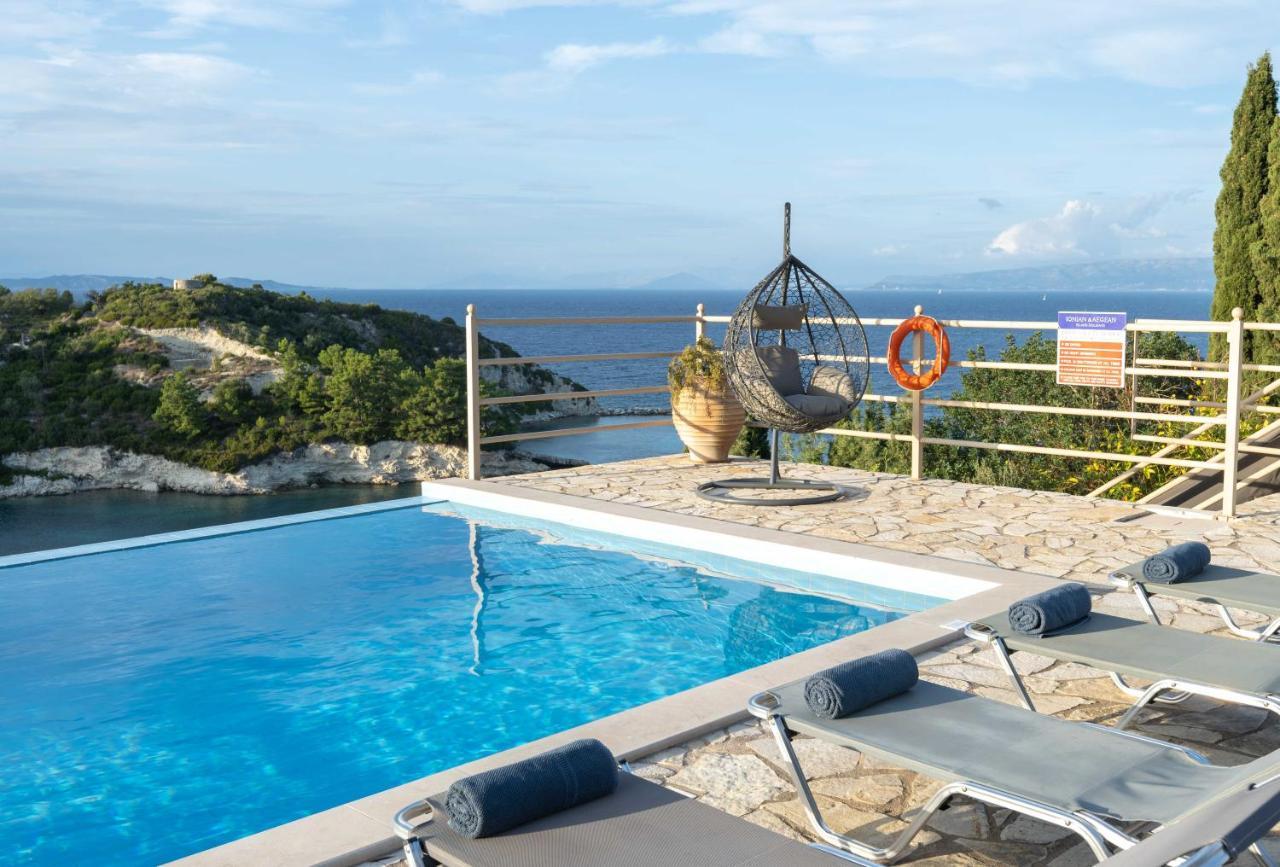 Pangolas Apartments Paxos Longós Exterior photo