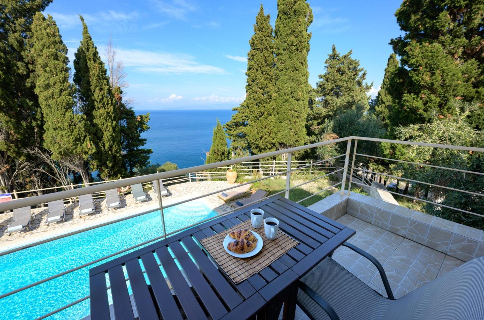 Pangolas Apartments Paxos Longós Exterior photo